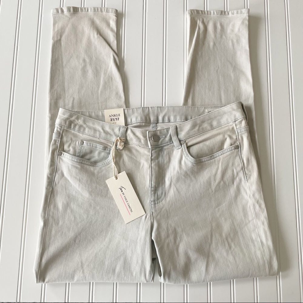 Two by Vince Camuto Bleached Blue Ankle Jeans - Size 12